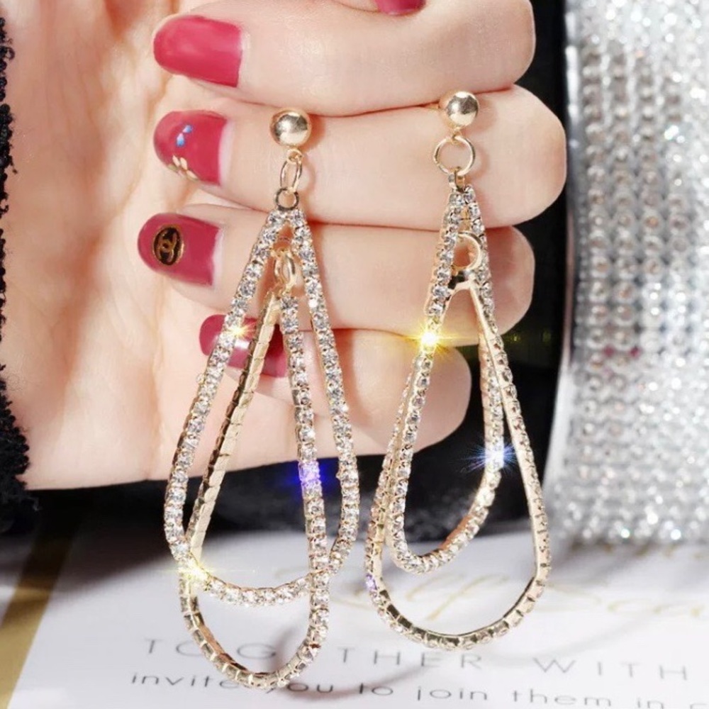 NEW 18K YELLOW GOLD DIAMOND DROP EARRINGS